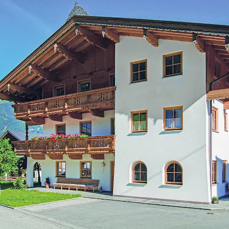 Apartmán Wunderschoene Hainzenberg